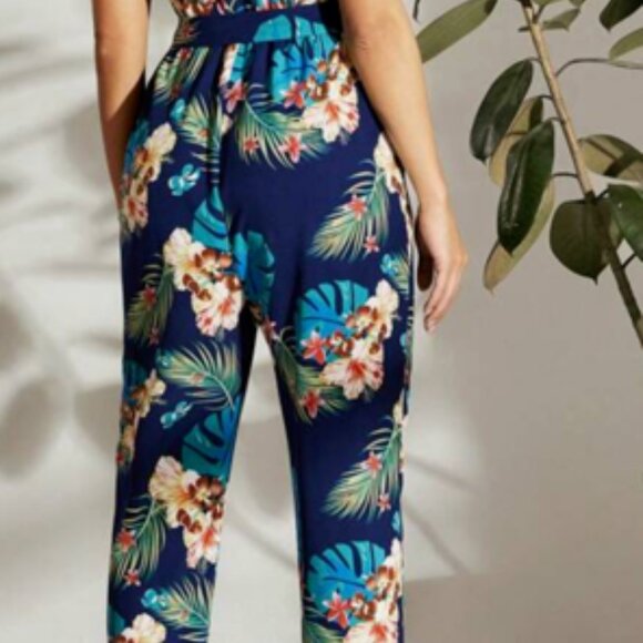 Blue Flowered Romper - Picture 4 of 5